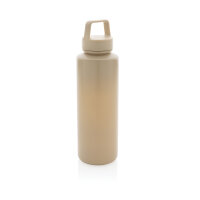 Wasserflasche mit Henkel aus RCS rPP Farbe: braun